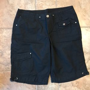 Black short